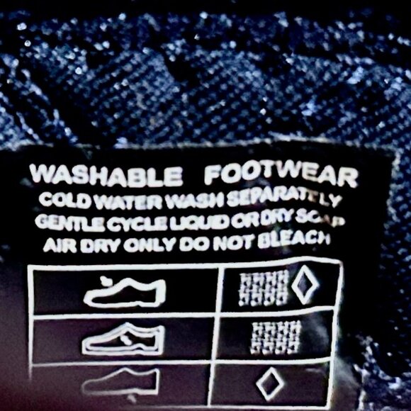 Keen Newport Closed Toe Sandals for Teens / Men Size 8 Excellent Condition - Picture 9 of 9